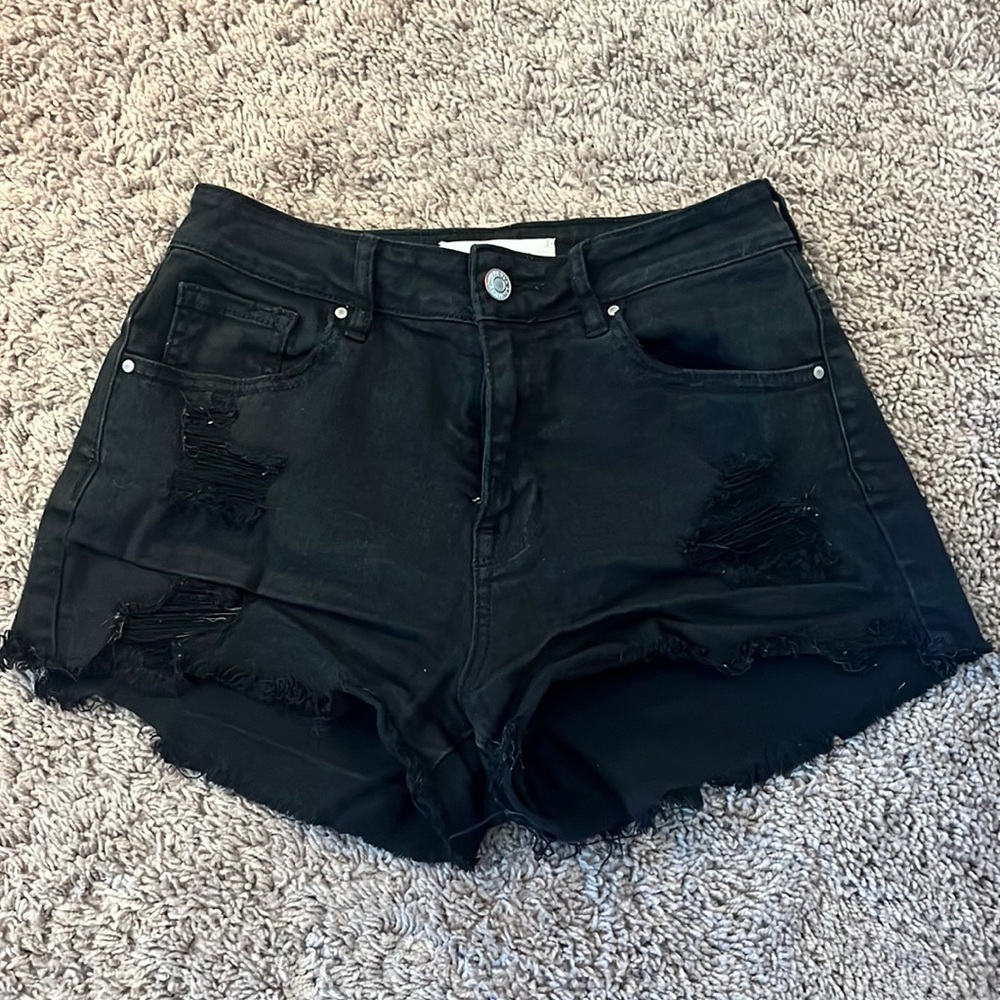Pacsun ripped jean shorts size 25